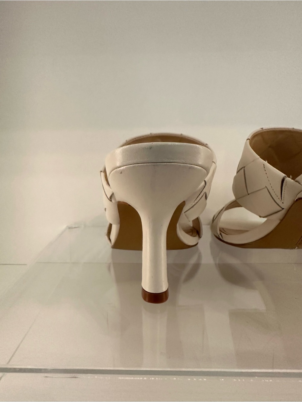 Vince Camuto Candiala Sandal Heels Womens Bone Napa Beige Leather. Size 7M - Picture 6 of 12
